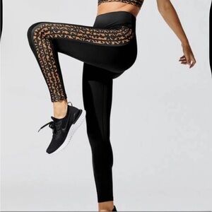 Beach Riot Sport Jade Black Leopard Stripes High Waisted Leggings Size Medium